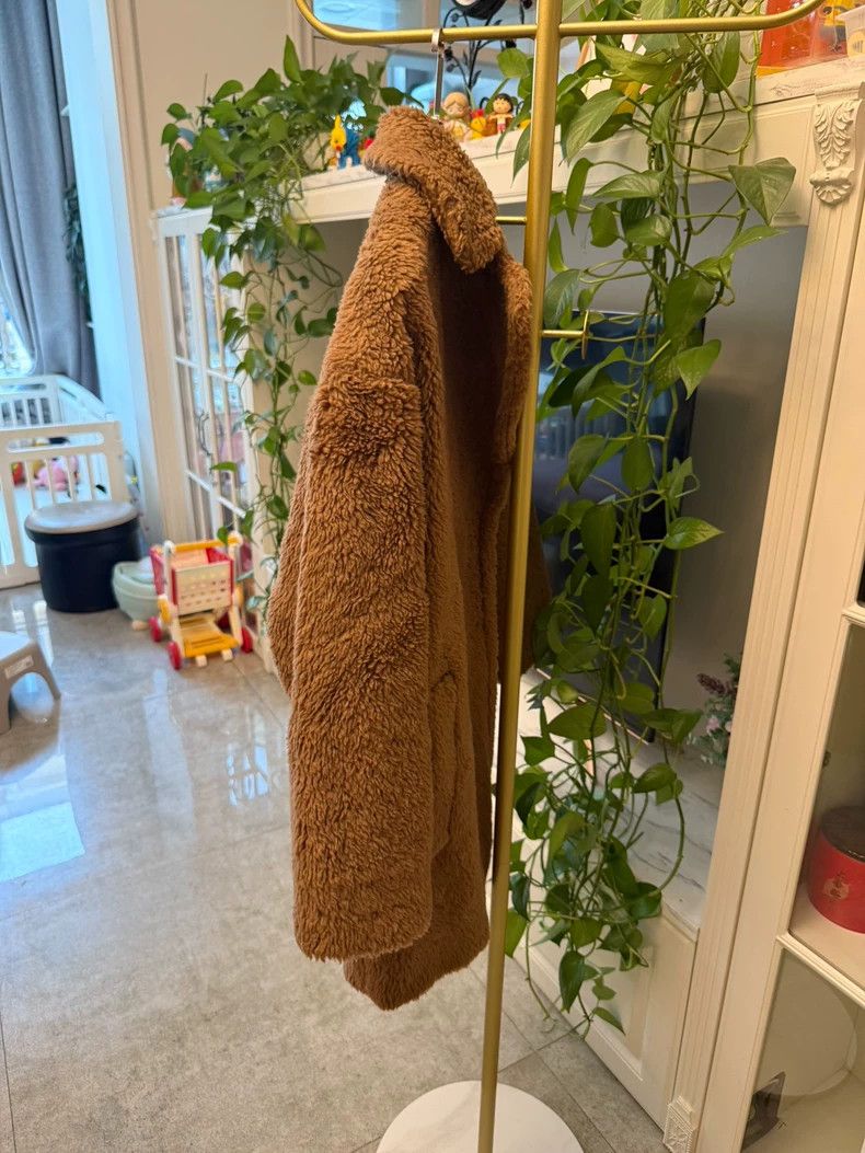 Max Mara Maxmara Weekend Teddy Coat in Brown Size L / US 10 / IT 46 - 8 Thumbnail