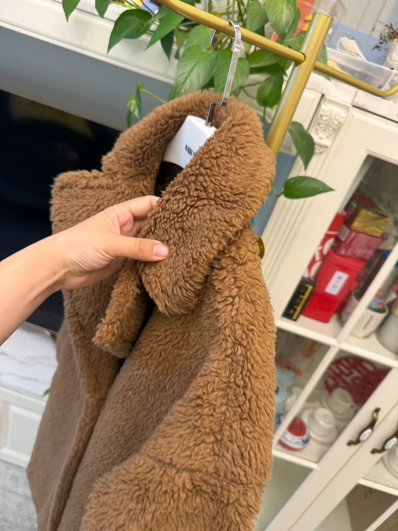 Max Mara Maxmara Weekend Teddy Coat in Brown Size L / US 10 / IT 46 - 4 Thumbnail