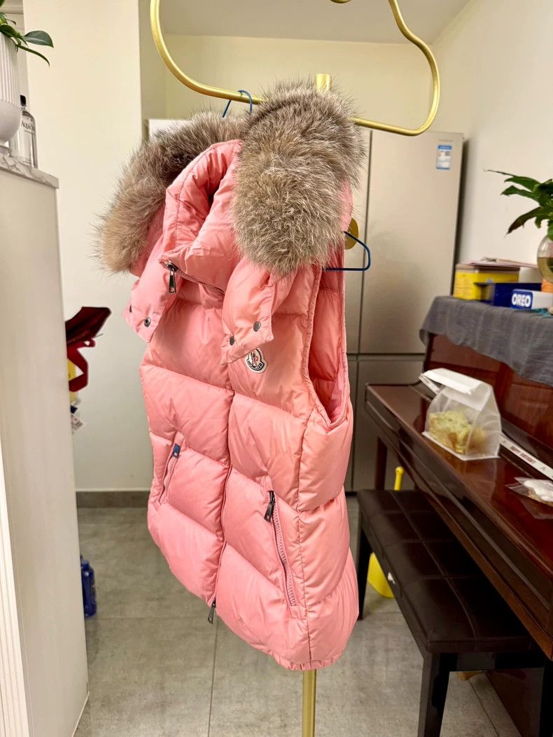 Moncler Moncler Pink Vest with Fur Collar Size XS / US 0-2 / IT 36-38 - 3 Thumbnail