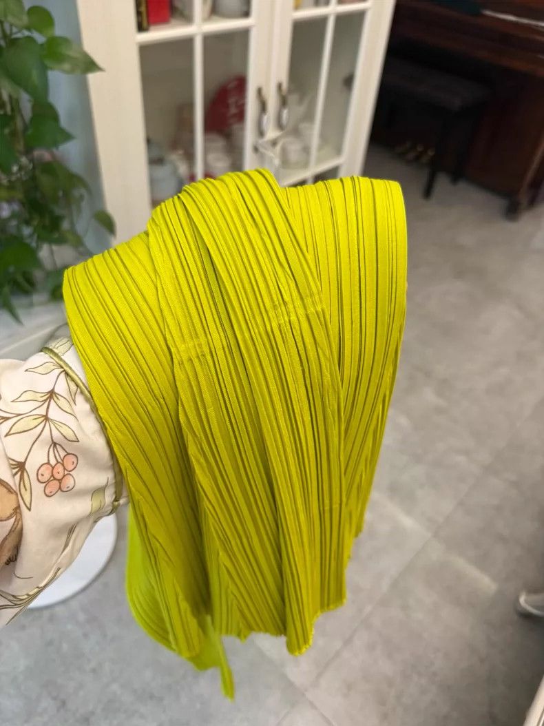 Issey Miyake Yellow Green Lightweight Cardigan by Issey Miyake Size M / US 6-8 / IT 42-44 - 7 Thumbnail