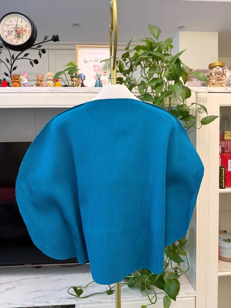 Issey Miyake Issey Miyake Blue Top New with Tags Size M / US 6-8 / IT 42-44 - 5 Thumbnail