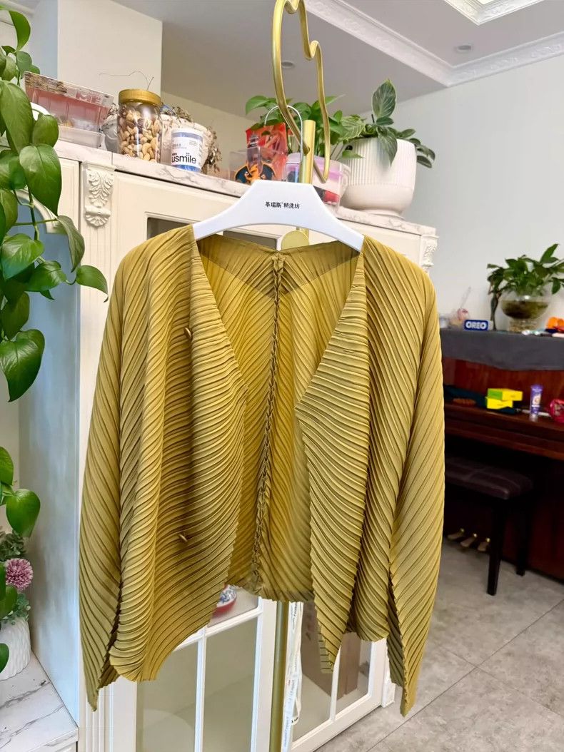 Issey Miyake Issey Miyake Pleated Golden Brown Jacket Size XL / US 12-14 / IT 48-50 - 5 Thumbnail