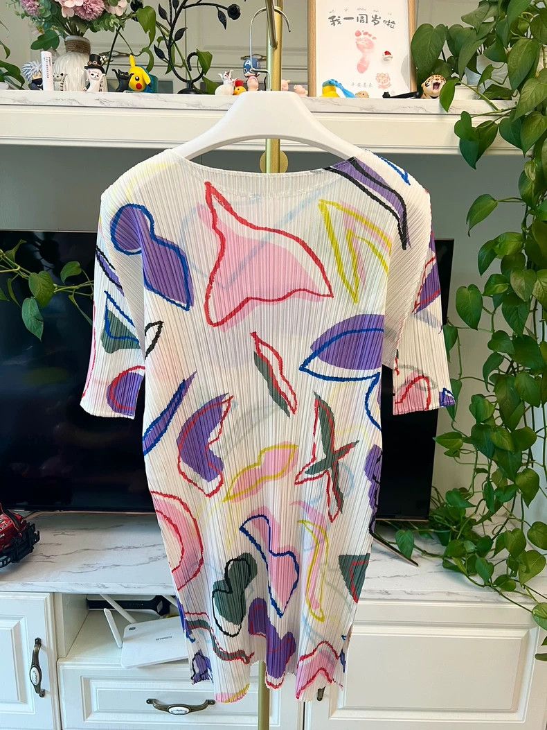 Issey Miyake Issey Miyake Pleated White Top Dress Size M / US 6-8 / IT 42-44 - 2 Thumbnail