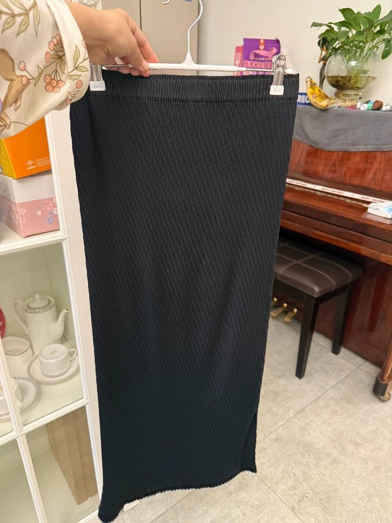 Issey Miyake Issey Miyake Black Fish Scale Skirt Size 23" - 7 Thumbnail