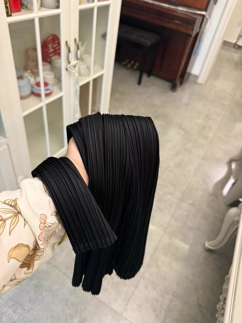Issey Miyake Miyake Issey Black Long Top Size ONE SIZE - 8 Thumbnail
