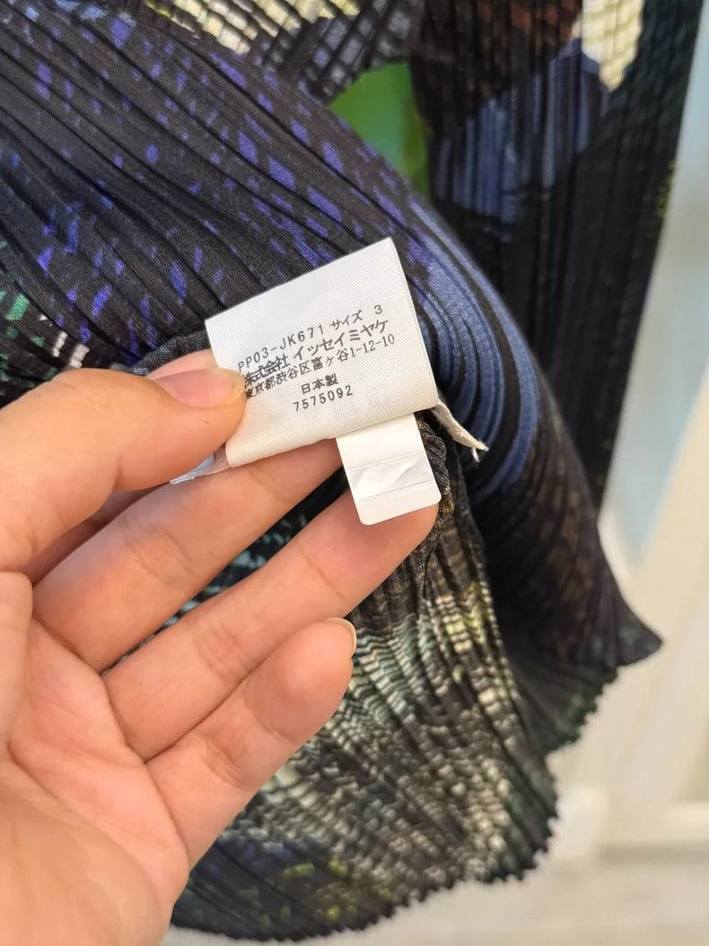 Issey Miyake Issey Miyake Unique Pattern Top for Sale Size M / US 6-8 / IT 42-44 - 4 Thumbnail