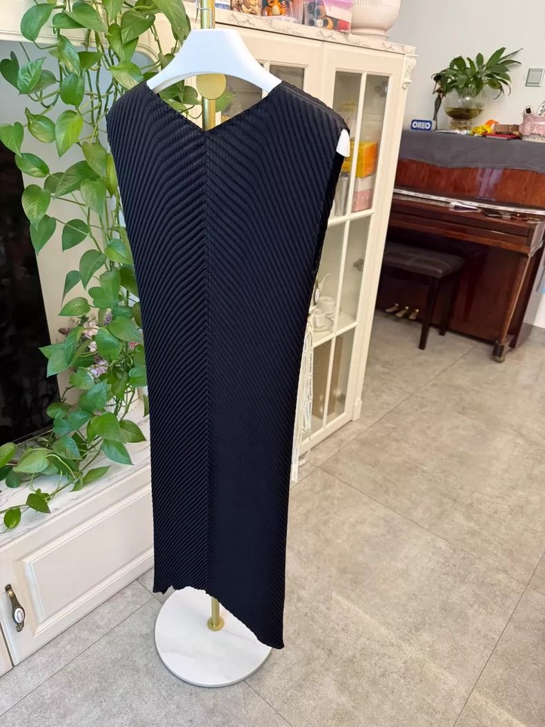 Issey Miyake Issey Miyake Black Fish Scale Dress Size M / US 6-8 / IT 42-44 - 5 Thumbnail