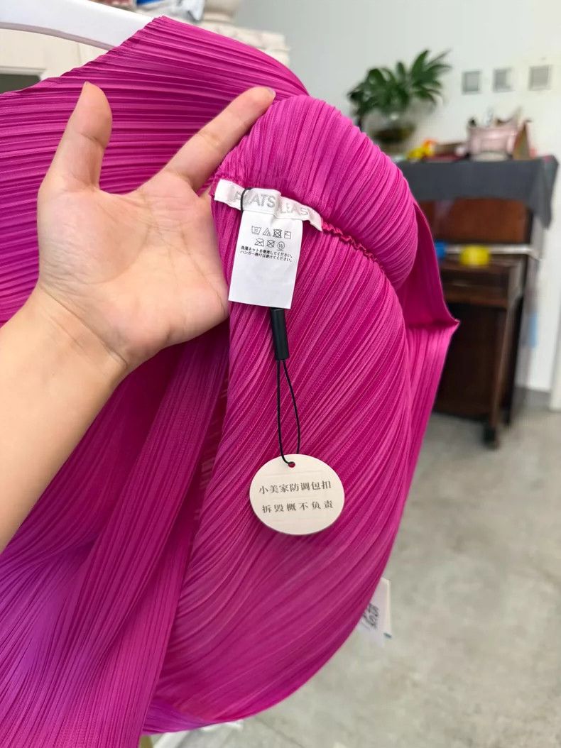 Issey Miyake Issey Miyake Pink Top with Puff Sleeves Size M / US 6-8 / IT 42-44 - 5 Thumbnail