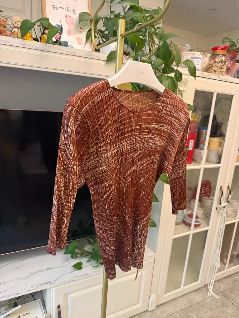 Issey Miyake Issey Miyake Top Wind Collection JK731 Size M / US 6-8 / IT 42-44 - 2 Thumbnail