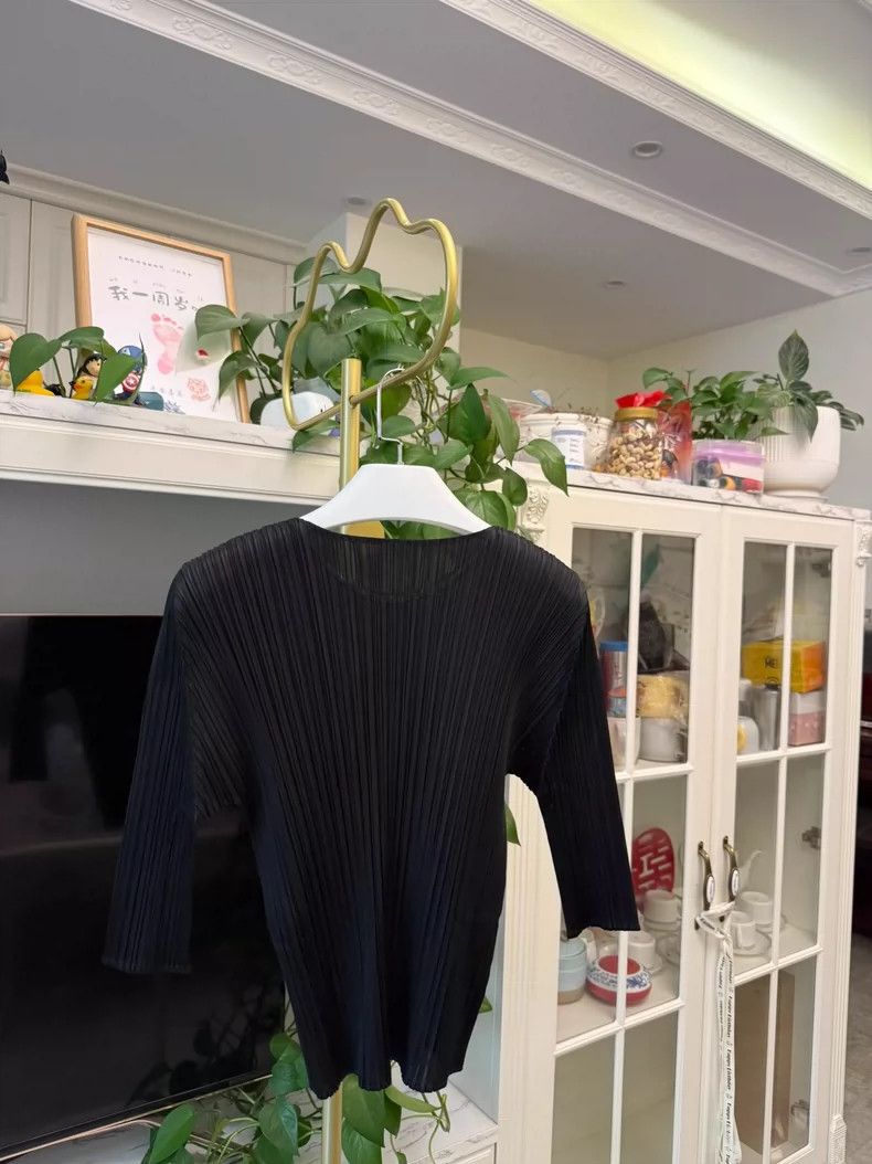 Issey Miyake Issey Miyake Black Pleated Top Size M / US 6-8 / IT 42-44 - 6 Thumbnail