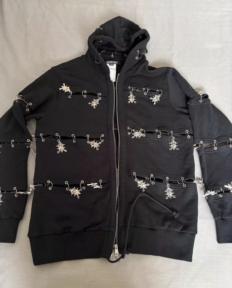Yohji Yamamoto Stylish Black Hoodie with Silver Details Size M / US 6-8 / IT 42-44 - 4 Thumbnail
