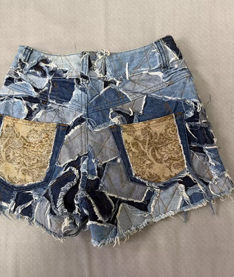 Dolce & Gabbana Vintage Dolce&Gabbana Patchwork Denim Shorts Size 23" - 9 Thumbnail