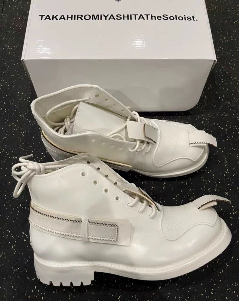 Takahiromiyashita The Soloist. Soloist X John Moore White Deconstructed Boots Size US 7 / IT 37 - 2 Thumbnail