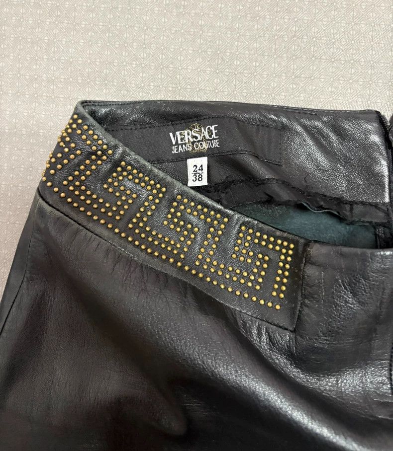 Versace Vintage Versace Black Leather Pants with Studs Size 24" / US 00 / IT 34 - 4 Thumbnail