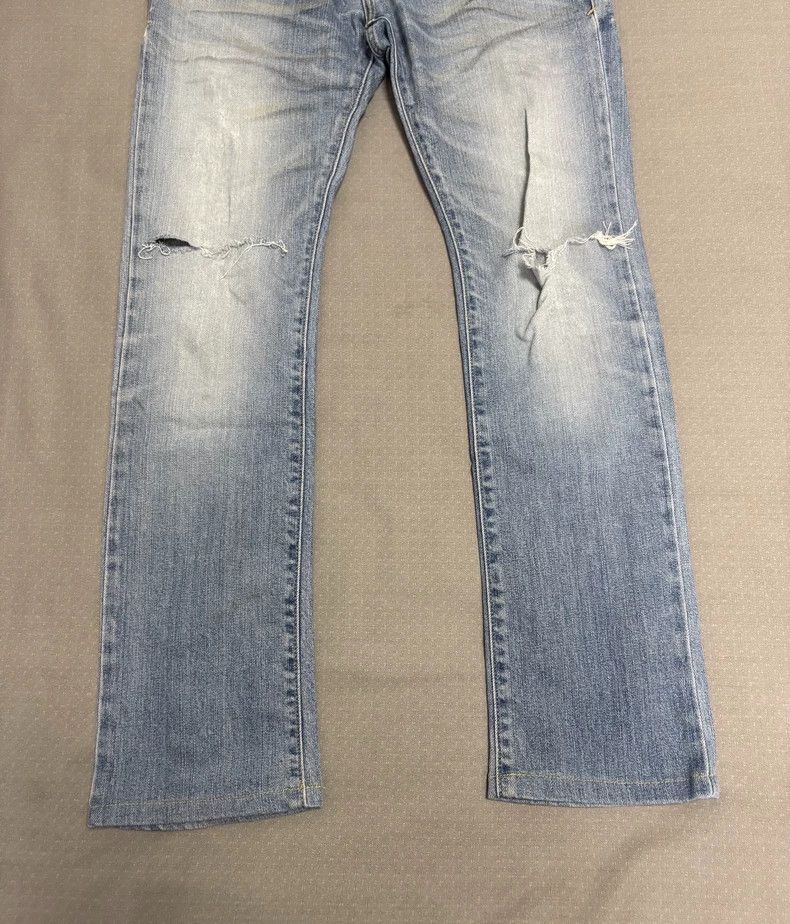 Yohji Yamamoto Vintage Light Blue Distressed Denim Jeans Size 32" / US 10 / IT 46 - 3 Thumbnail