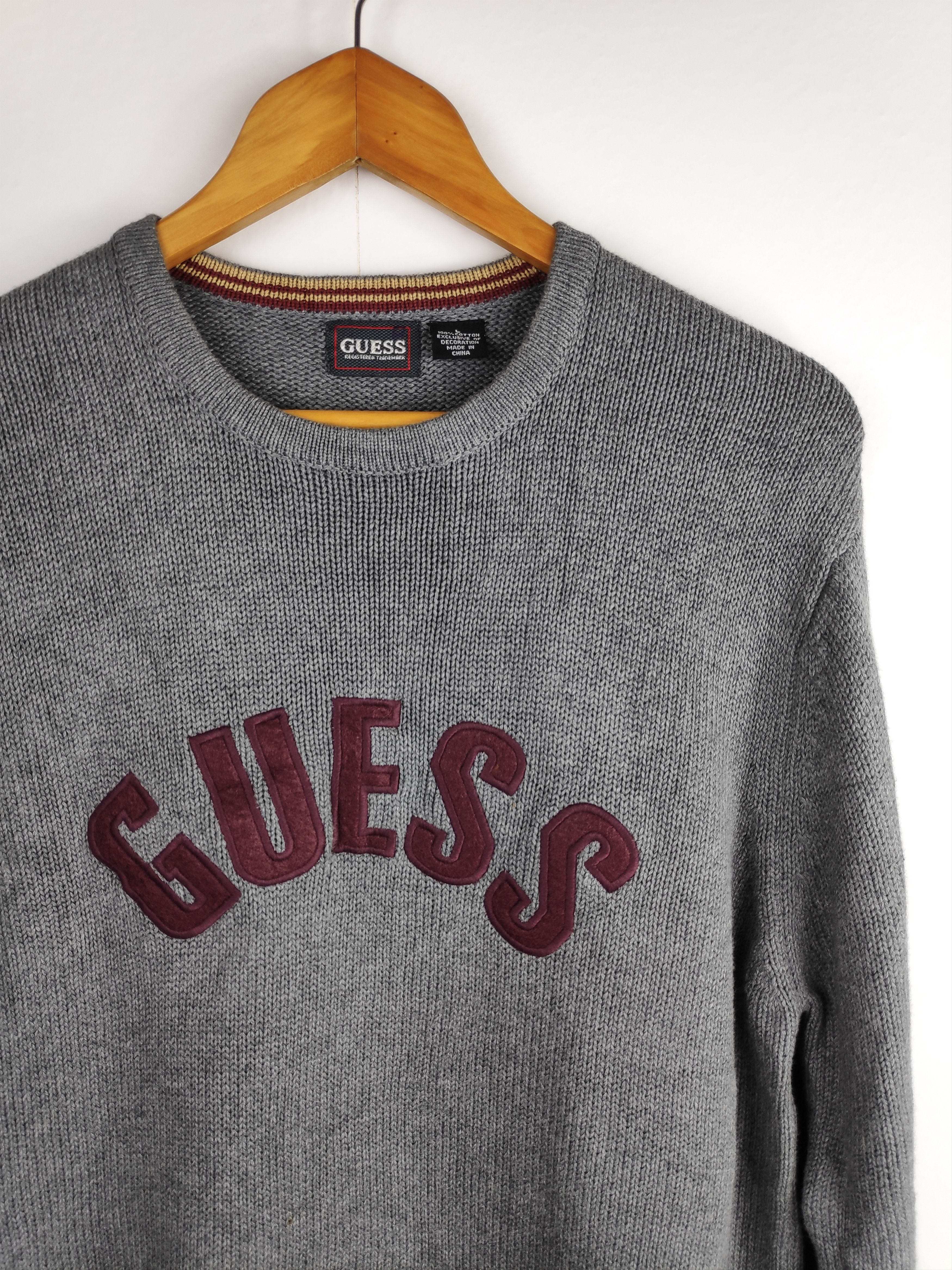 Guess Vintage Embroidery Sweatshirt Guess USA Jumper Knitwear Large