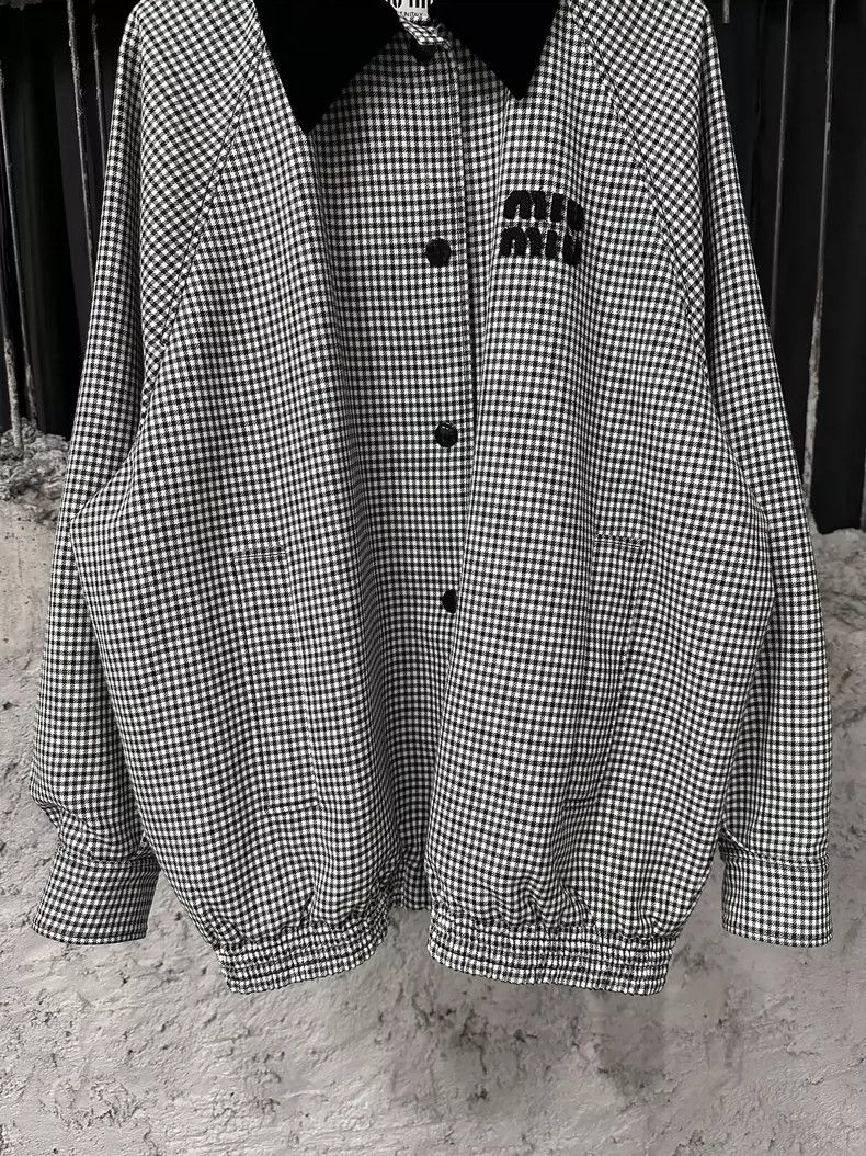 Prada Miumiu Checkered Jacket with Black Collar Size S / US 4 / IT 40 - 4 Thumbnail
