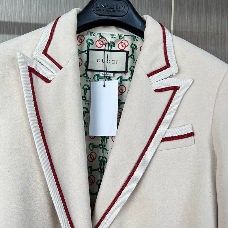 Gucci Gucci Stylish Blazer with Red Trim Size L / US 10 / IT 46 - 3 Thumbnail