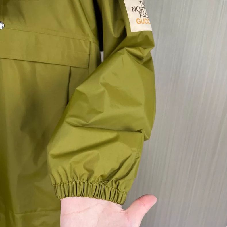 Gucci Gucci TNF Collaboration Windbreaker Jacket XS Size XS / US 0-2 / IT 36-38 - 4 Thumbnail