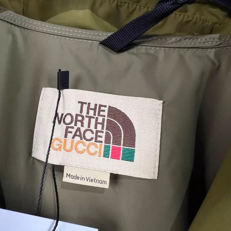 Gucci Gucci TNF Collaboration Windbreaker Jacket XS Size XS / US 0-2 / IT 36-38 - 6 Thumbnail