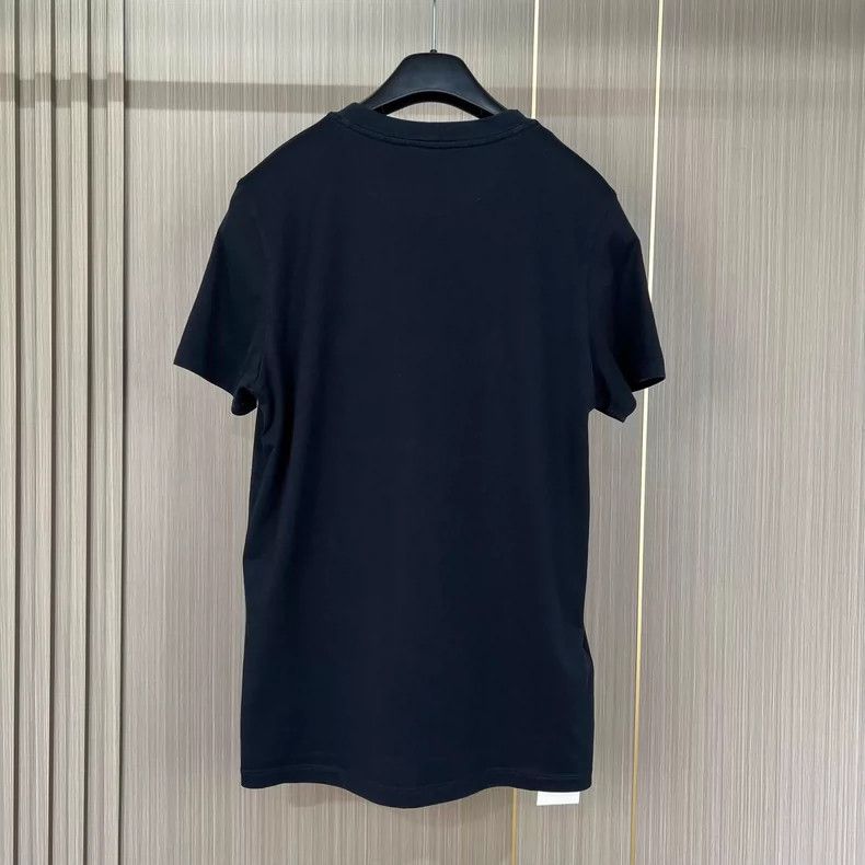 Fendi Fendi Short Sleeve T-Shirt with Monster Design Size XS / US 0-2 / IT 36-38 - 2 Thumbnail