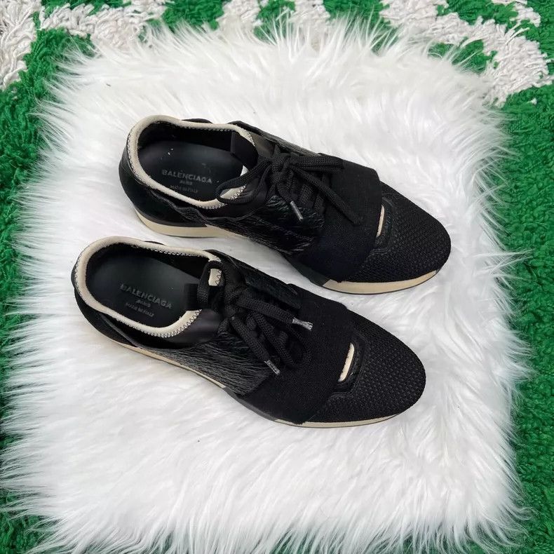 Balenciaga Balenciaga Casual Sneakers with Strap Size 36 Size US 6 / IT 36 - 6 Thumbnail