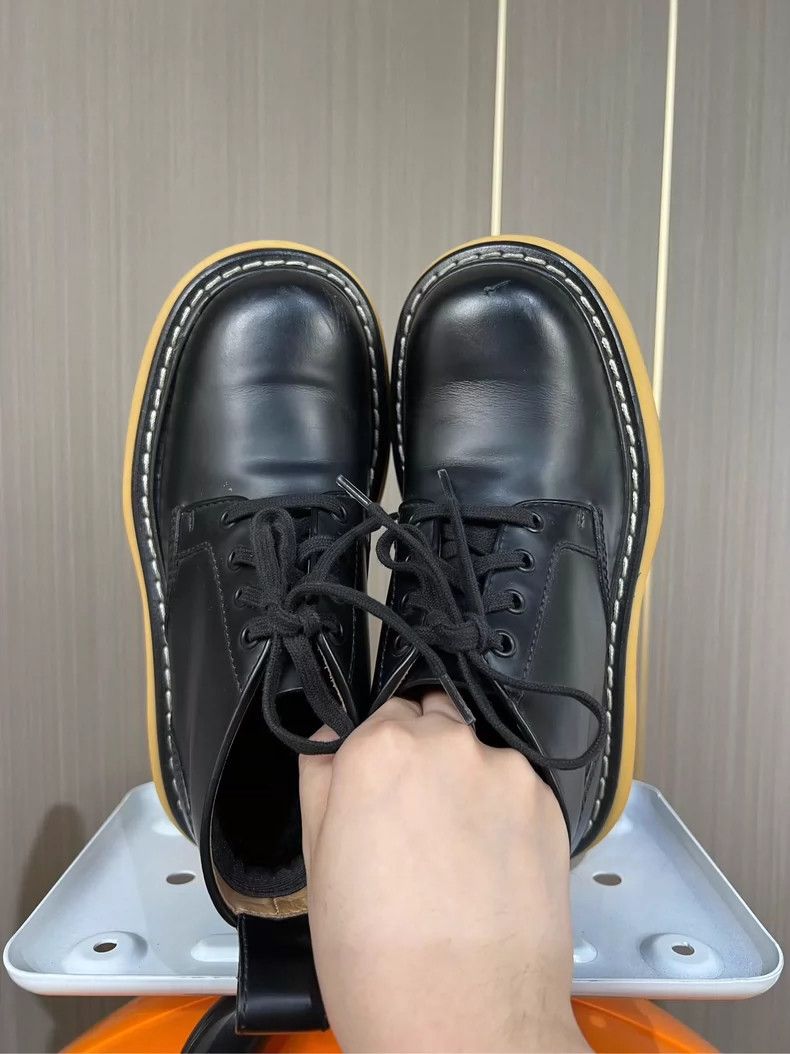 Bottega Veneta Bottega Veneta Black Thick Sole Martin Boots Size US 5 / IT 35 - 6 Thumbnail