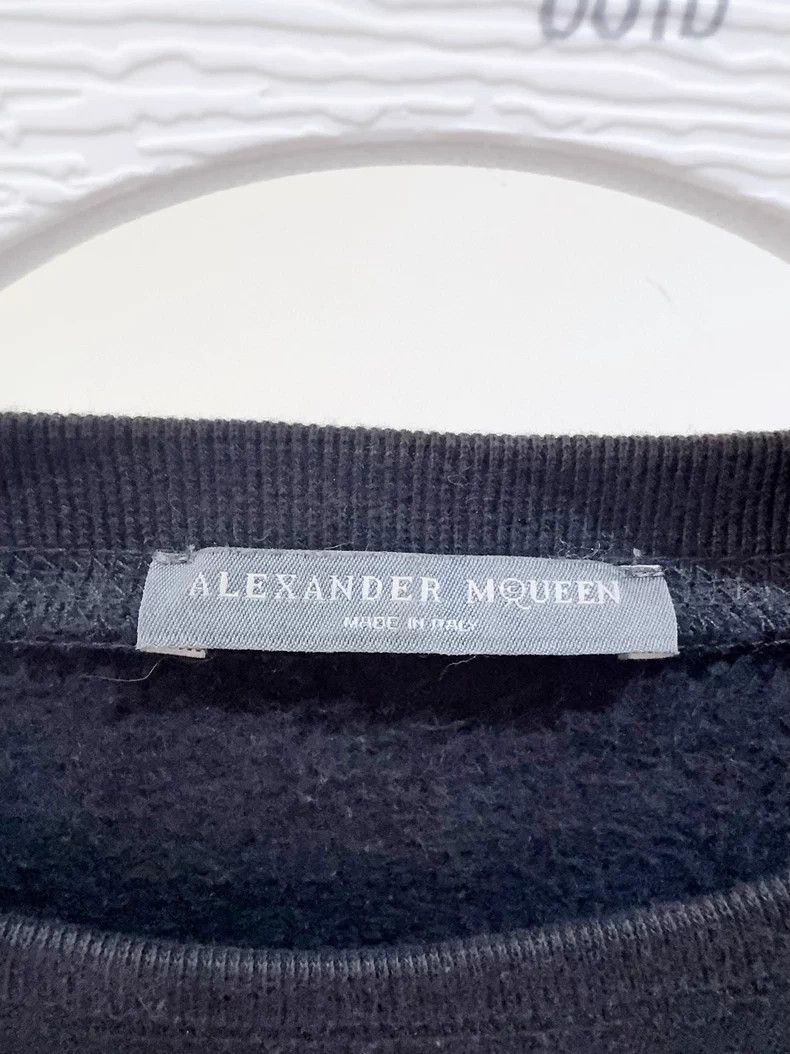 Alexander McQueen Alexander McQueen Embroidered Sweatshirt Size L / US 10 / IT 46 - 2 Thumbnail