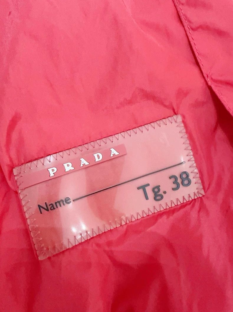 Prada Prada Windbreaker Jacket in Red Color Size M / US 6-8 / IT 42-44 - 4 Thumbnail