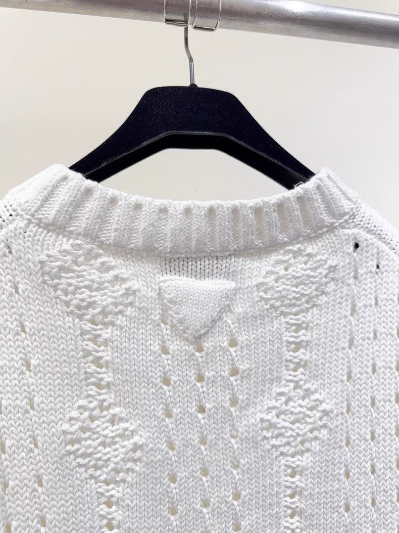 Prada Prada White Knit Sweater Size M / US 6-8 / IT 42-44 - 4 Thumbnail