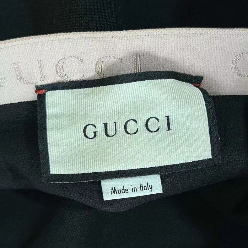 Gucci Black Casual Skirt with Logo from GUCCI Size 36" / US 14 / IT 50 - 8 Thumbnail
