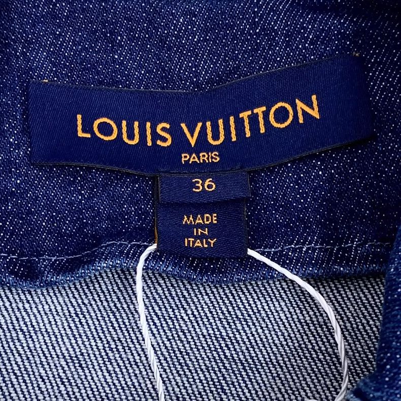 Louis Vuitton Louis Vuitton Denim Jacket with Logo Patch Size XS / US 0-2 / IT 36-38 - 6 Thumbnail