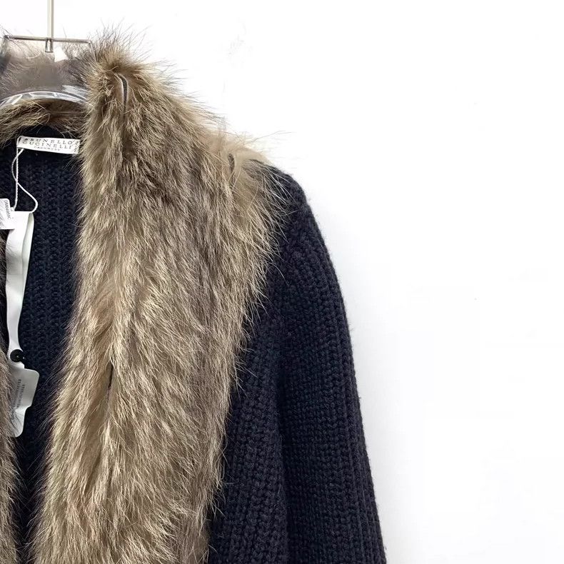 Brunello Cucinelli Brunello Cucinelli Black Knit Cardigan with Faux Fur Size M / US 6-8 / IT 42-44 - 3 Thumbnail