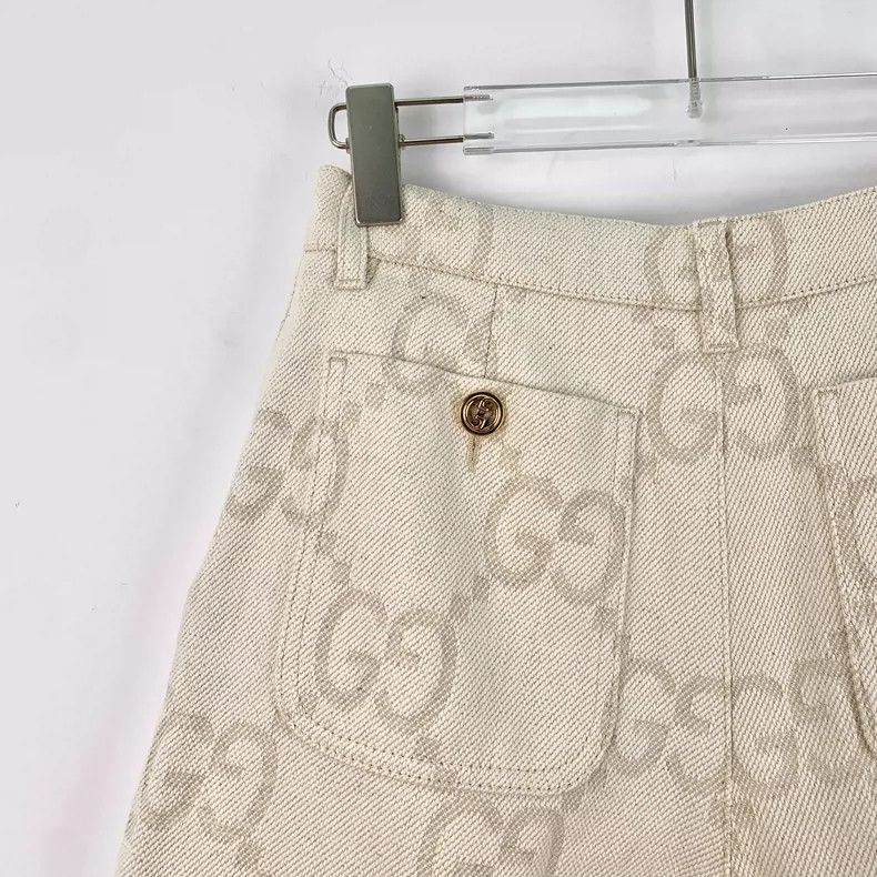 Gucci Gucci Beige Logo Print Casual Shorts Size 40" / US 18 - 5 Thumbnail