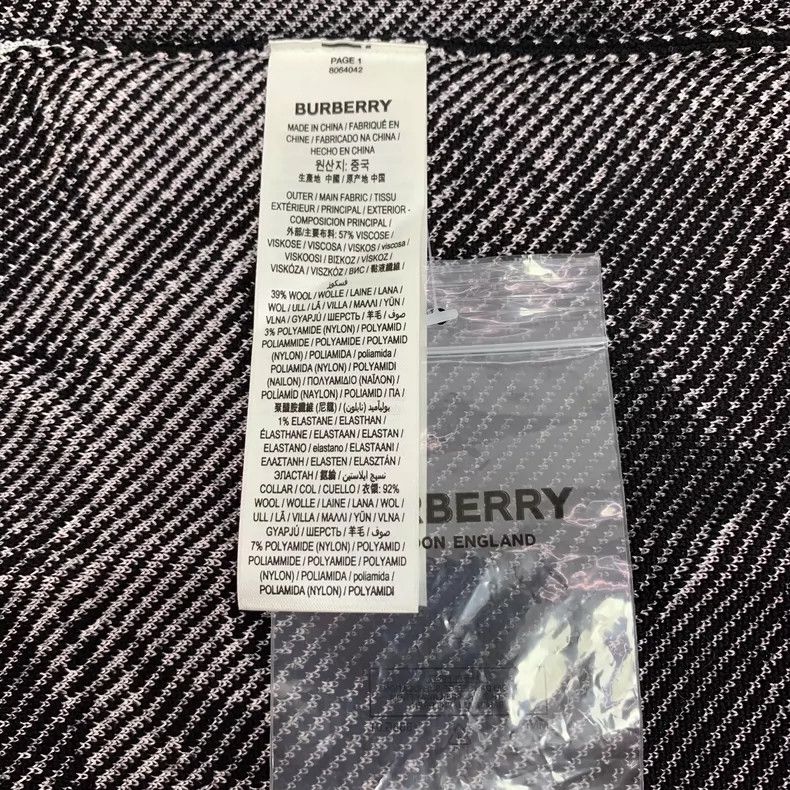 Burberry Burberry Rabbit Year Color-Block Short Dress Size XS / US 0-2 / IT 36-38 - 7 Thumbnail