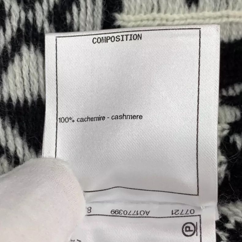 Chanel Chanel Black and White Geometric Knit Skirt Size 36" / US 14 / IT 50 - 7 Thumbnail