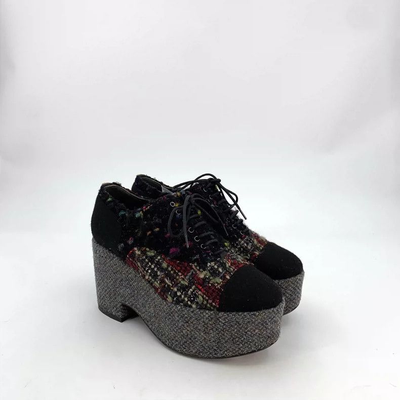 Chanel Chanel Black Platform Tweed Shoes Size 36 Size US 6 / IT 36 - 2 Thumbnail