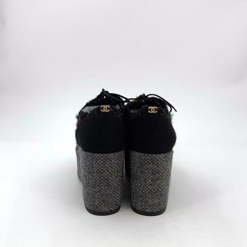 Chanel Chanel Black Platform Tweed Shoes Size 36 Size US 6 / IT 36 - 4 Thumbnail