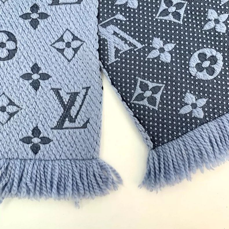 Louis Vuitton Louis Vuitton Light Blue Wool Logo Scarf Size ONE SIZE - 5 Thumbnail