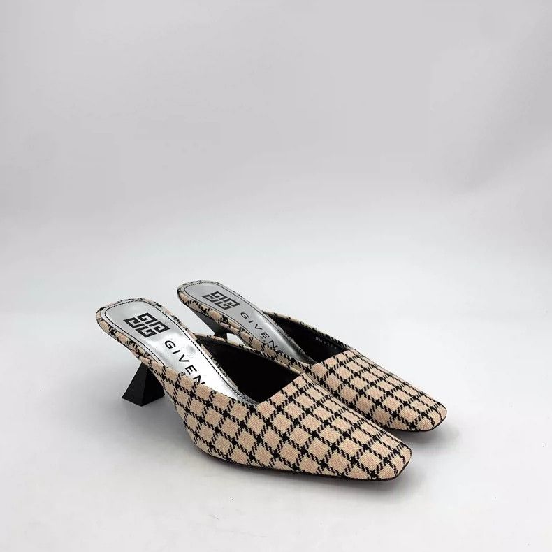 Givenchy Givenchy Checkered Heeled Shoes in Beige Size US 6 / IT 36 - 2 Thumbnail