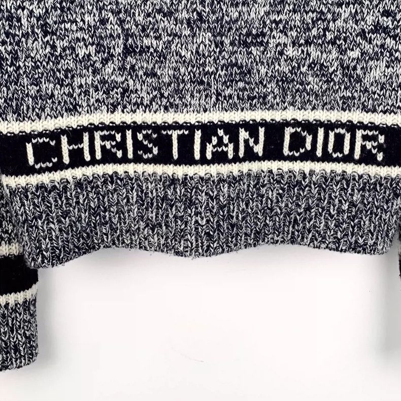 Dior Christian Dior Gray V-Neck Knit Sweater Size XXS / US 00 / IT 34 - 5 Thumbnail