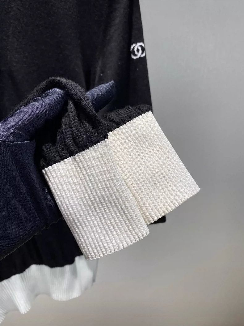 Chanel Chanel Black and White Knit Zip Top Size XS / US 0-2 / IT 36-38 - 3 Thumbnail