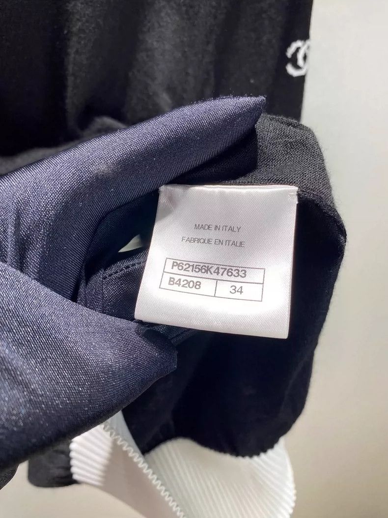Chanel Chanel Black and White Knit Zip Top Size XS / US 0-2 / IT 36-38 - 8 Thumbnail