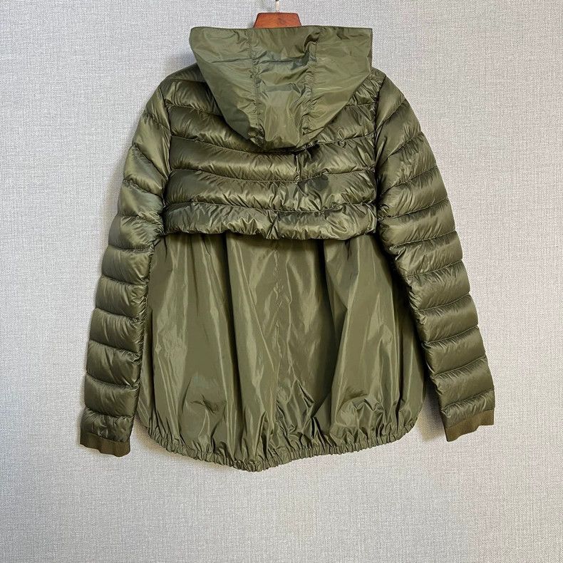 Moncler Moncler Green Logo Down Jacket Size S / US 4 / IT 40 - 2 Thumbnail