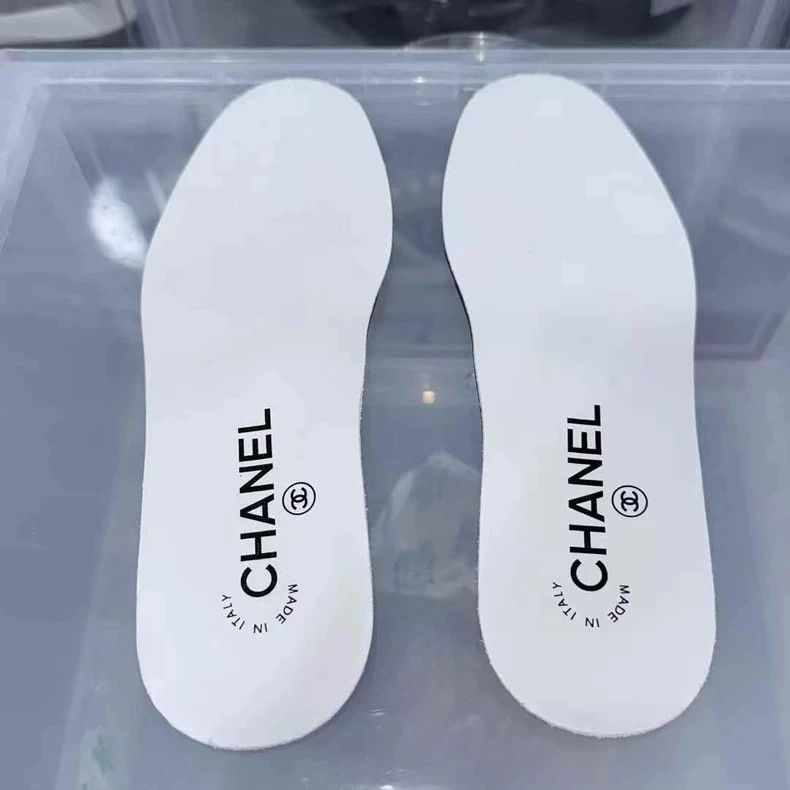 Chanel Chanel Low Top Pink and White Sneakers Size US 5 / IT 35 - 8 Thumbnail