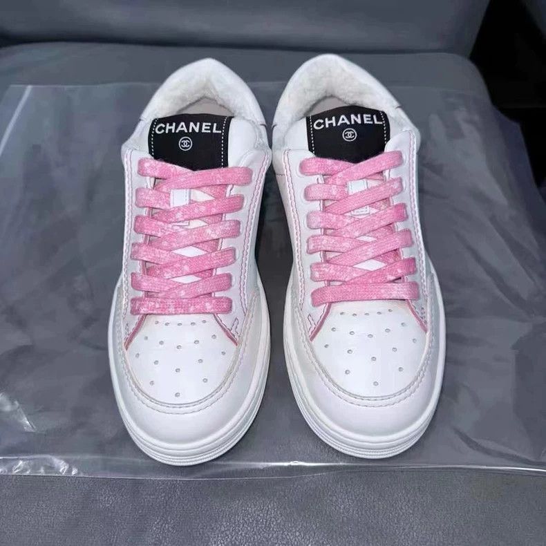 Chanel Chanel Low Top Pink and White Sneakers Size US 5 / IT 35 - 4 Thumbnail