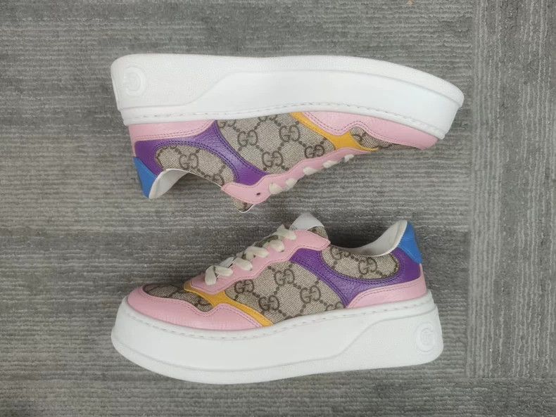 Gucci Gucci Pink Floral Biscuit Sneakers Size 35 Size US 5 / IT 35 - 5 Thumbnail