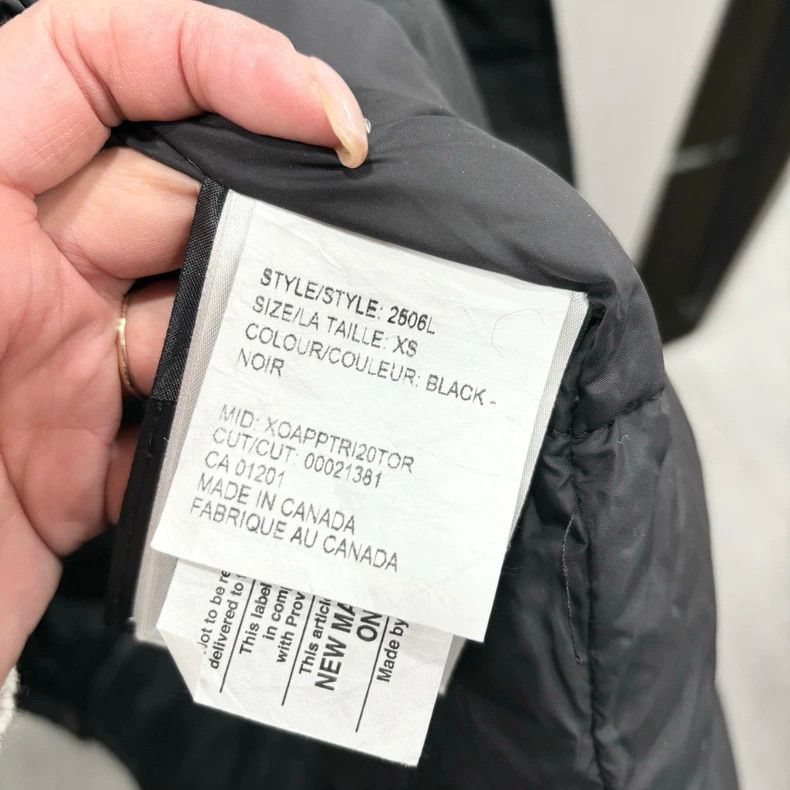 Canada Goose Canada Goose Black Hooded Down Jacket XS Size XS / US 0-2 / IT 36-38 - 5 Thumbnail