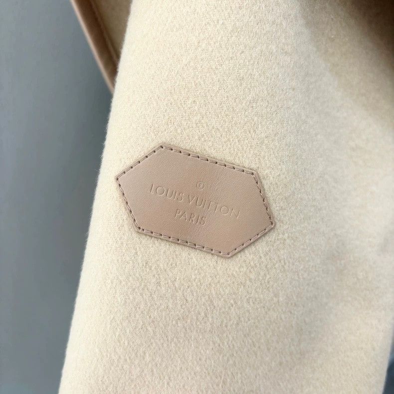 Louis Vuitton Beige Long Wool Coat with Logo Interior Size XS / US 0-2 / IT 36-38 - 8 Thumbnail