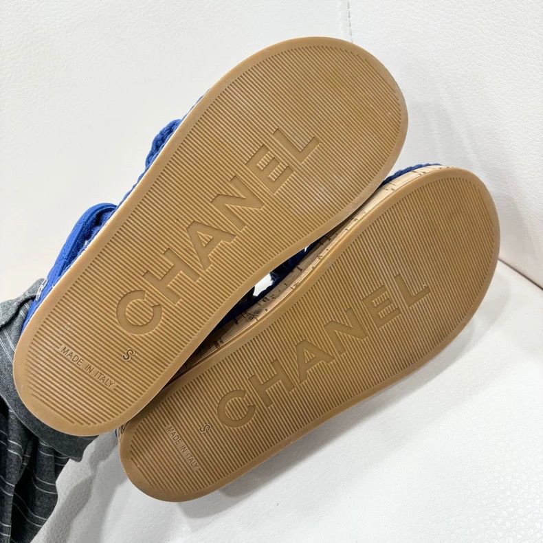 Chanel Chanel Logo Strap Sandals Size 36 Size US 6 / IT 36 - 6 Thumbnail